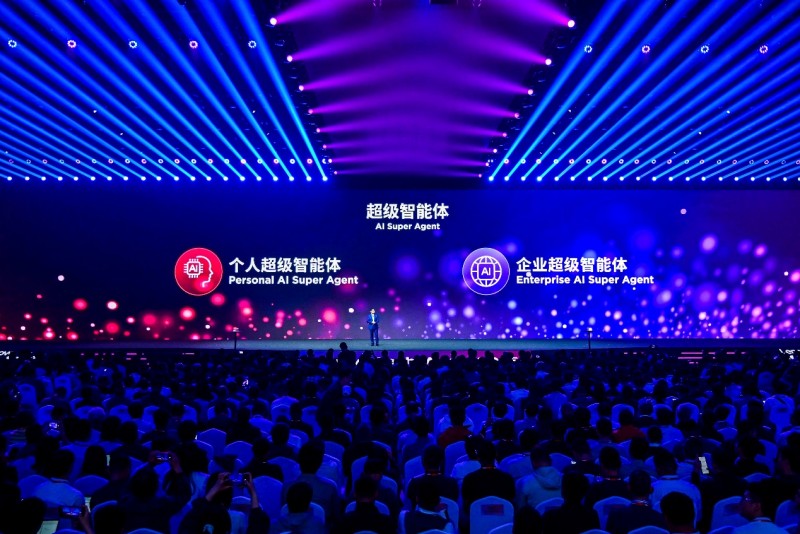 ！联想集团四大智能终端实现“读心术”pg模拟器电脑版端侧AI革命再进阶(图6)